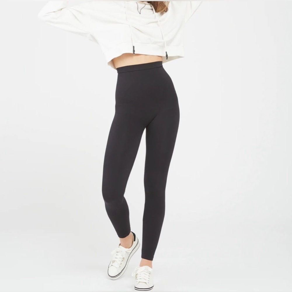 Spanx Look at Me Now High-Waisted Seamless Leggings, medium, EUC zipper hem